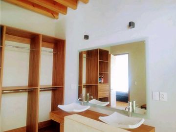 SE RENTA CASA EN VALLE DE BRAVO