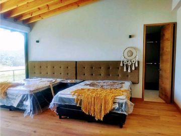 SE RENTA CASA EN VALLE DE BRAVO