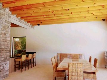 SE RENTA CASA EN VALLE DE BRAVO