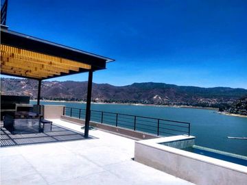 SE RENTA CASA EN VALLE DE BRAVO