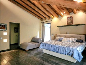 RESIDENCIA CAMPESTRE DE LUJO EN VENTA EN VALLE DE BRAVO