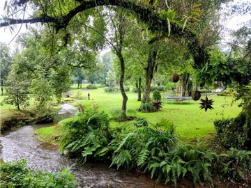 RESIDENCIA CAMPESTRE DE LUJO EN VENTA EN VALLE DE BRAVO