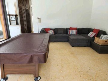 RESIDENCIA EN VENTA EN VALLE DE BRAVO DENTRO DE FRACCIONAMIENTO