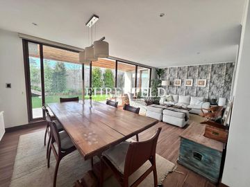 Pinares de Montemar, Concón. Exclusiva casa en condominio.