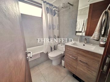 Pinares de Montemar, Concón. Exclusiva casa en condominio.