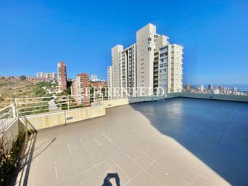 Jardín del Mar, Reñaca. Departamento con vista panorámica.