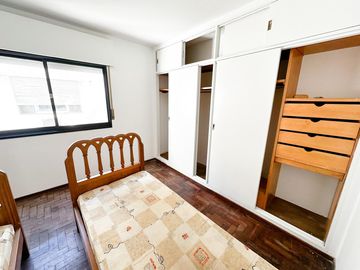 OPORTUNIDAD! Dpto. 1DORM amplio y luminoso! A mtrs. Av. Colon! Con Escritura!