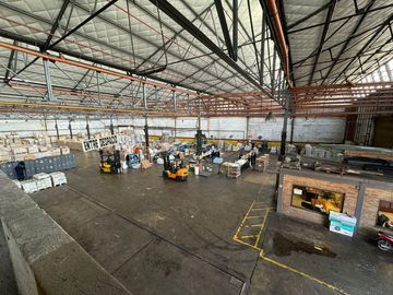 Galpón -  Deposito en  Boca 6.300 m2 - Alquiler - Mixtura 3
