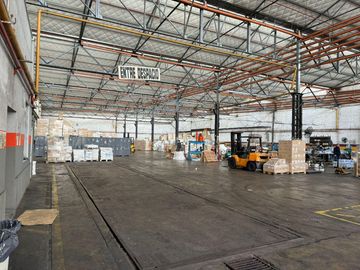Galpón -  Deposito en  Boca 6.300 m2 - Alquiler - Mixtura 3