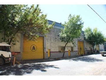 Galpón -  Deposito en  Boca 6.300 m2 - Alquiler - Mixtura 3