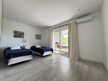 Casa en Venta - Barrio Residencial I Lote 443 de Costa Esmeralda - Fondo a boulevard