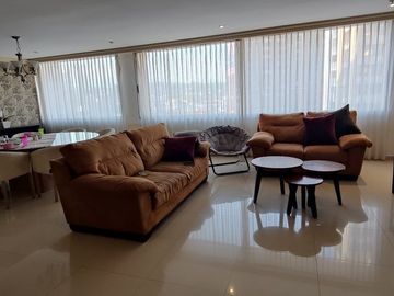 SE VENDE AMPLIO DEPARTAMENTO EN LOMAS DE TECAMACHALCO (V)