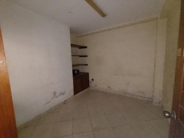 Local Comercial de 2 pisos ubicado en zona comercial - Iquitos