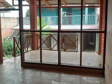 ¡Gran Oferta! - Se Vende Casa de 2 Pisos en Tarapoto