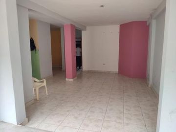¡Gran Oferta! - Se Vende Casa de 2 Pisos en Tarapoto