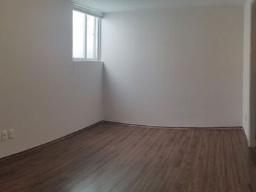 SE VENDE  CASA CON 7 RECÁMARAS REMODELADA EN TECAMACHALCO (V)