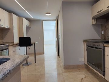 SE VENDE  CASA CON 7 RECÁMARAS REMODELADA EN TECAMACHALCO (V)