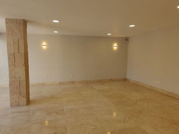 SE VENDE  CASA CON 7 RECÁMARAS REMODELADA EN TECAMACHALCO (V)