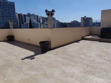 SE VENDE  CASA CON 7 RECÁMARAS REMODELADA EN TECAMACHALCO (V)
