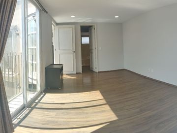 SE VENDE  CASA CON 7 RECÁMARAS REMODELADA EN TECAMACHALCO (V)