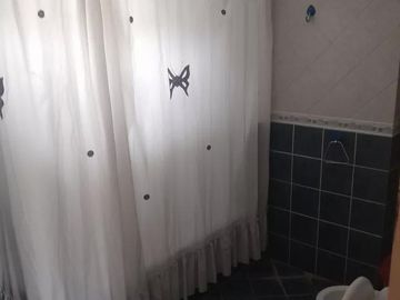 Casa en venta - 3 Dormitorios 3 Baños - Cocheras - 620Mts2 - Ingeniero Maschwitz