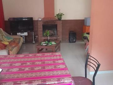 Casa en venta - 3 Dormitorios 3 Baños - Cocheras - 620Mts2 - Ingeniero Maschwitz