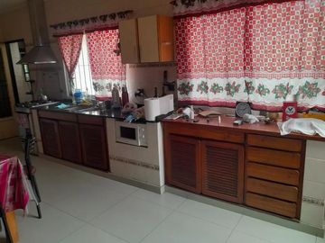 Casa en venta - 3 Dormitorios 3 Baños - Cocheras - 620Mts2 - Ingeniero Maschwitz