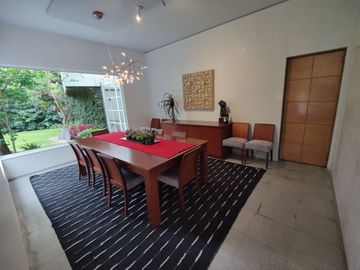 SE VENDE CASA EN LOMAS DE CHAPULTEPEC (V)