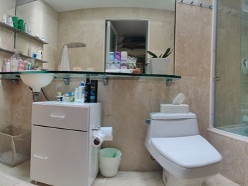 SE VENDE CASA EN LOMAS DE CHAPULTEPEC (V)