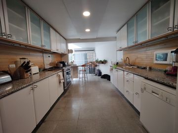 SE VENDE CASA EN LOMAS DE CHAPULTEPEC (V)