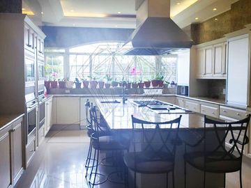 Casa de LUJO en conjunto  a la venta La Toscana, Bosques de las Lomas (V)