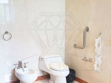 Casa de LUJO en conjunto  a la venta La Toscana, Bosques de las Lomas (V)