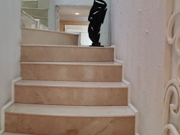 EN VENTA EXCELENTE CASA EN CONJUNTO EN LOMAS DE LAS PALMAS (V)