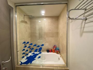 VENTA DE DEPARTAMENTO AMUEBLADO EN UNIQ LOMAS (V)