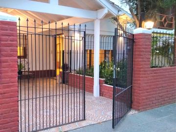 Casa en venta en San Bernardo. Costa