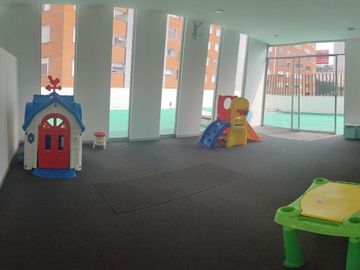 SE VENDE DEPARTAMENTO EN CALLE CERRADA EN  TECAMACHALCO CON 3 TERRAZAS (V)