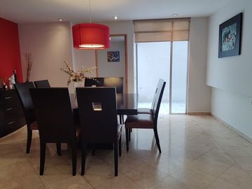 SE VENDE DEPARTAMENTO EN CALLE CERRADA EN  TECAMACHALCO CON 3 TERRAZAS (V)