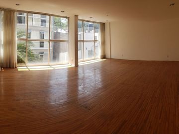 SE VENDE DEPARTAMENTO EN LA CONDESA (V)