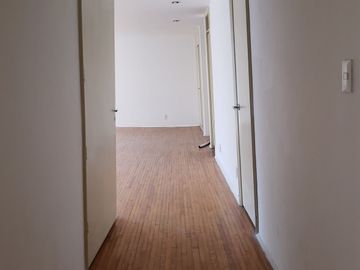 SE VENDE DEPARTAMENTO EN LA CONDESA (V)