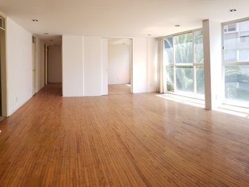 SE VENDE DEPARTAMENTO EN LA CONDESA (V)