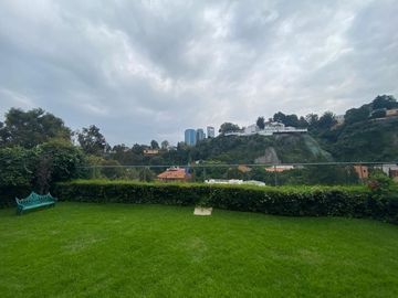 Casa a la  Renta  Amueblada o Venta en Bosques de las Lomas (V)