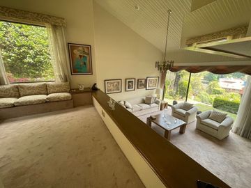 Casa a la  Renta  Amueblada o Venta en Bosques de las Lomas (V)