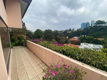 Casa a la  Renta  Amueblada o Venta en Bosques de las Lomas (V)