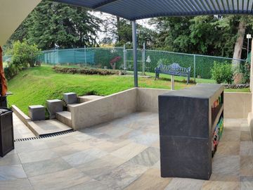 EXCELENTE CASA EN CONJUNTO EN PARQUES DE LA HERRADURA (V)