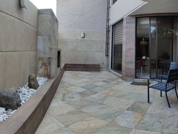 EXCELENTE CASA EN CONJUNTO EN PARQUES DE LA HERRADURA (V)