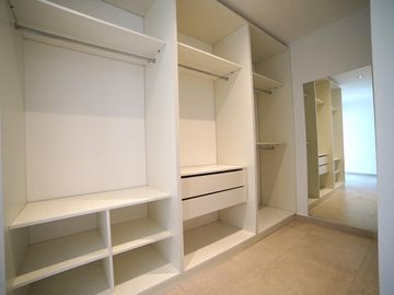 casa moderna  a la venta en Club de campo la asuncion lujan