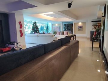 SE VENDE HERMOSO DEPARTAMENTO EN LOMAS DEL OLIVO(V)