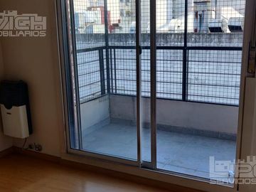 2 Ambs. 3º Frente. 2 Balcones. Luminoso. S. Bustamante al 300  - Almagro