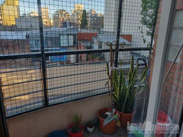 2 Ambs. 3º Frente. 2 Balcones. Luminoso. S. Bustamante al 300  - Almagro