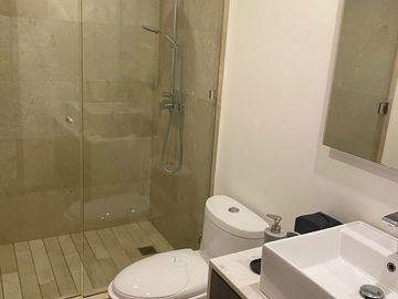 SE VENDE HERMOSO DEPARTAMENTO AMUEBLADO EN RESIDENCIAL TIARA! (V)